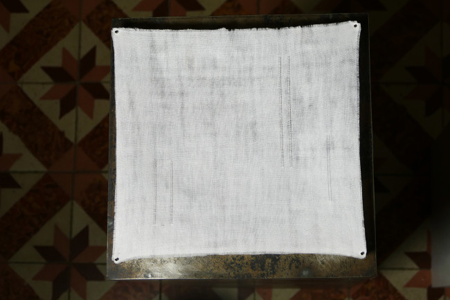 carré 28 x 28 cm sur stèle a